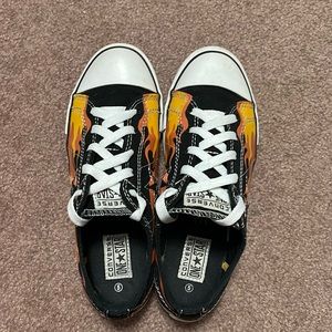 Converse “FLAMES”